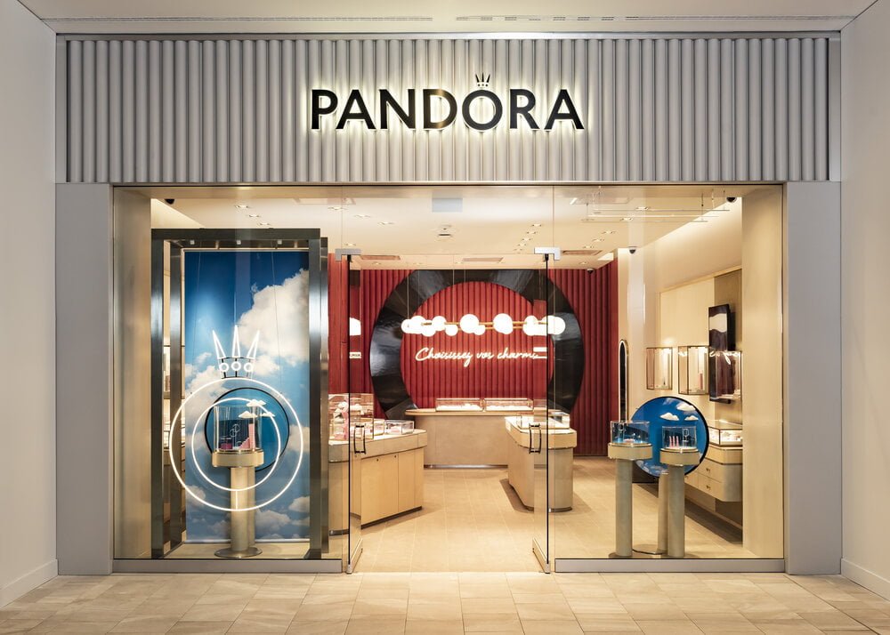 PANDORA-FACADE