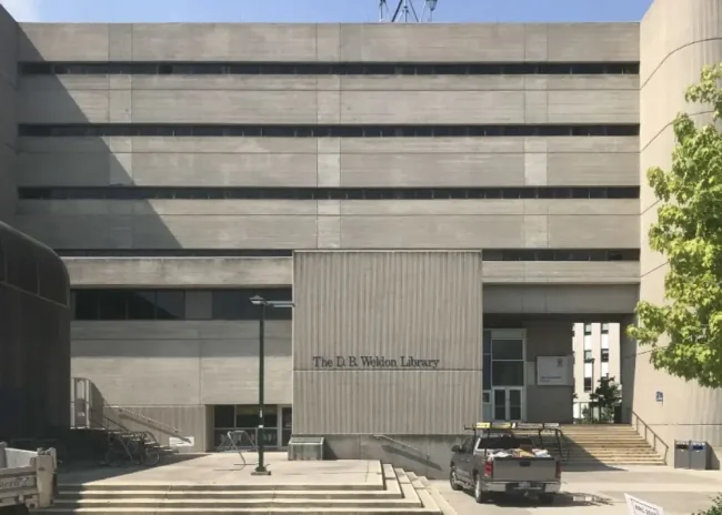 Weldon Library, UWO
